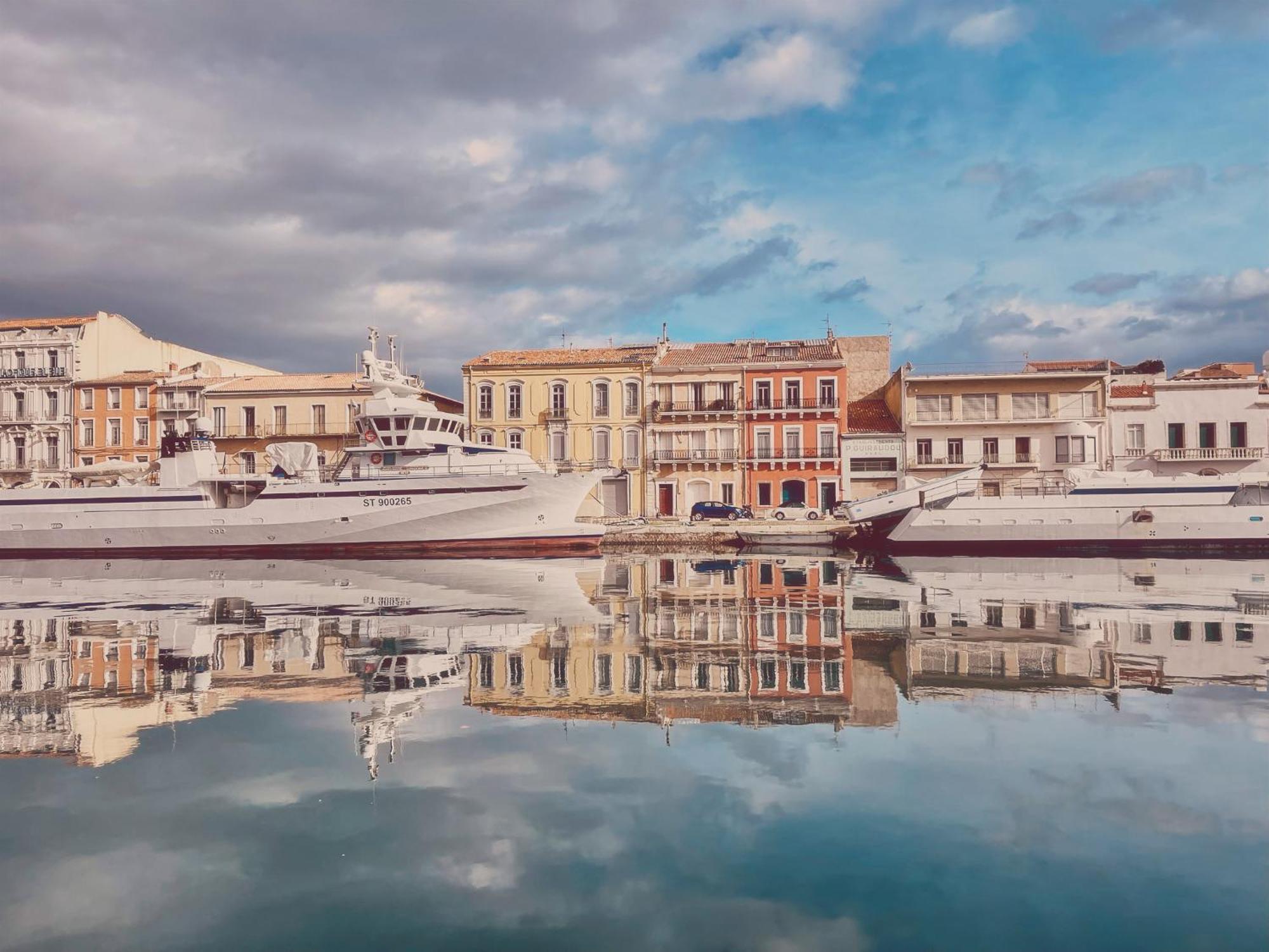"Mario" Balcons Sur Le Canal Royal, Belle Vue, Climatise Сет Экстерьер фото